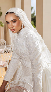 The Ivory Garden | Look 2